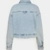 NA-KD CROPPED JACKET - Veste En Jean - Light Blue 4 NA-KD CROPPED JACKET - Veste En Jean - Light Blue -NA-KD Soldes Magasin 70aacde482b740baa5d7417d5c288025