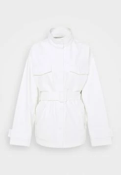 NA-KD BELTED OVERSIZED JACKET - Veste En Jean - Ecru