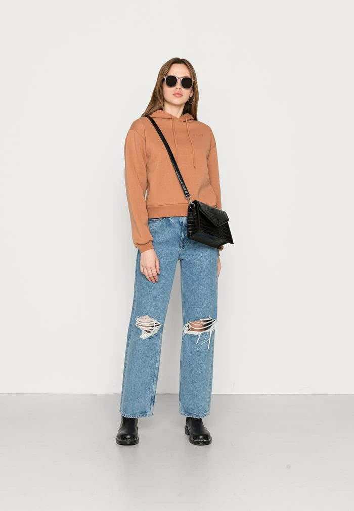 NA-KD ORGANIC LOGO BASIC HOODIE - Sweatshirt - Mocha 2 NA-KD ORGANIC LOGO BASIC HOODIE - Sweatshirt - Mocha – Image 2