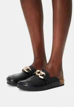 NA-KD CHAIN DETAILED FOOTBED LOAFERS - Mules - Black