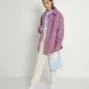 NA-KD BELTED CHEST POCKET JACKET - Manteau Court - Lavender 7 NA-KD BELTED CHEST POCKET JACKET - Manteau Court - Lavender -NA-KD Soldes Magasin 7635b79bd9e14e889757f3b76e649cfa