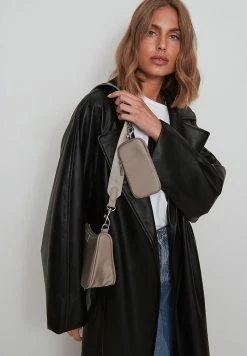 NA-KD Sac à Main - Taupe