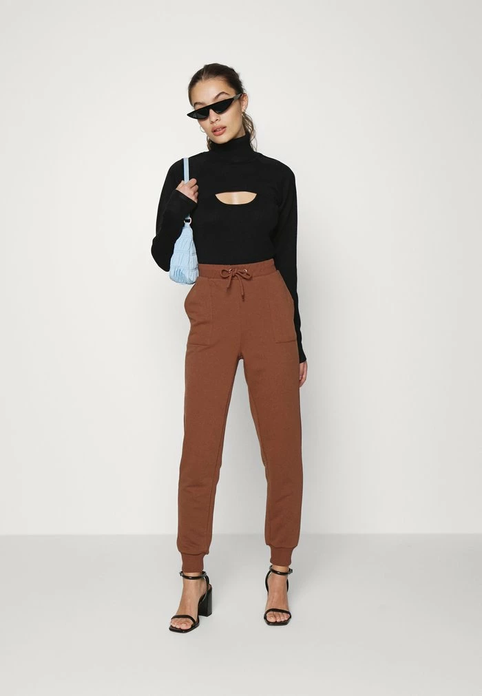 PAMELA REIF X NA-KD - SWEATPANTS - Pantalon De Survêtement - Brown 2 PAMELA REIF X NA-KD - SWEATPANTS - Pantalon De Survêtement - Brown – Image 2