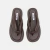NA-KD QUILTED TOE STRAP - Tongs - Dark Brown -NA-KD Soldes Magasin 804891a938bd4d5ab0a5969de8bdf40e