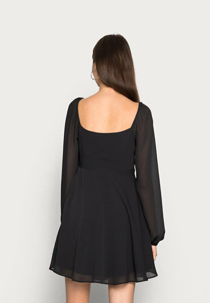 PAMELA REIF X NA-KD - OVERLAPPED DETAIL DAY DRESS - Robe De Jour - Black 3 PAMELA REIF X NA-KD - OVERLAPPED DETAIL DAY DRESS - Robe De Jour - Black – Image 3
