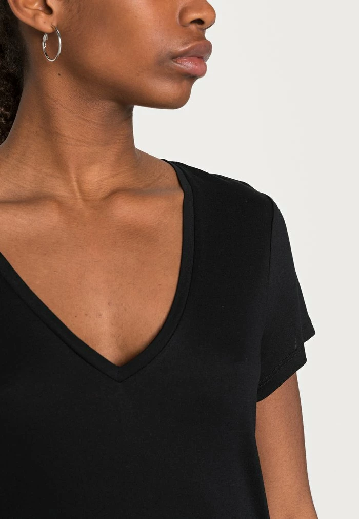 NA-KD V NECK TEE 2 PACK - T-shirt Basique - Black/white 6 NA-KD V NECK TEE 2 PACK - T-shirt Basique - Black/white – Image 6