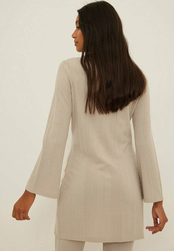 NA-KD Gilet - Beige 2 NA-KD Gilet - Beige – Image 2