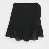 NA-KD FRILL SKIRT - Minijupe - Black