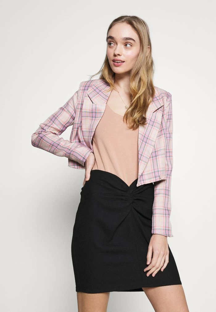 NA-KD KNOT SKIRT - Minijupe - Black 4 NA-KD KNOT SKIRT - Minijupe - Black – Image 4