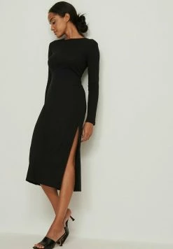 NA-KD MIT SCHLITZ - Robe Fourreau - Black