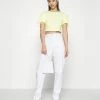 NA-KD CROPPED - T-shirt Imprimé - Yellow 6 NA-KD CROPPED - T-shirt Imprimé - Yellow -NA-KD Soldes Magasin 8f6363427c5542c48fd2533aaf3209a3