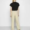 NA-KD MATHILDE GØHLER SUIT PANTS - Pantalon Classique - Beige -NA-KD Soldes Magasin 8fa1451c526c426182610738aa23fdf2
