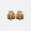 NA-KD TWISTED MULES - Mules à Talons - Nature Beige -NA-KD Soldes Magasin 8fd1ac2af3ef4584b4990fbc2cd171d7