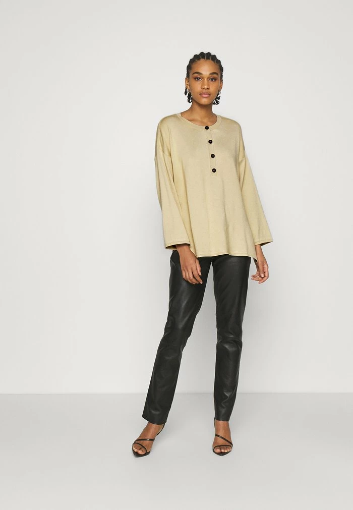 NA-KD X ZALANDO EXCLUSIVE - SIDE SLIT SWEATER - Pullover - Beige 2 NA-KD X ZALANDO EXCLUSIVE - SIDE SLIT SWEATER - Pullover - Beige – Image 2