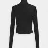 NA-KD HIGH NECK CUT OUT RIB - Pullover - Black -NA-KD Soldes Magasin 9316712ff42b492d9c1f03dd87dfff3d