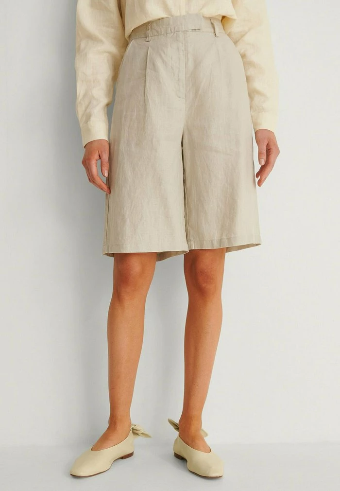 NA-KD BERMUDA - Short - Beige 1 NA-KD BERMUDA - Short - Beige