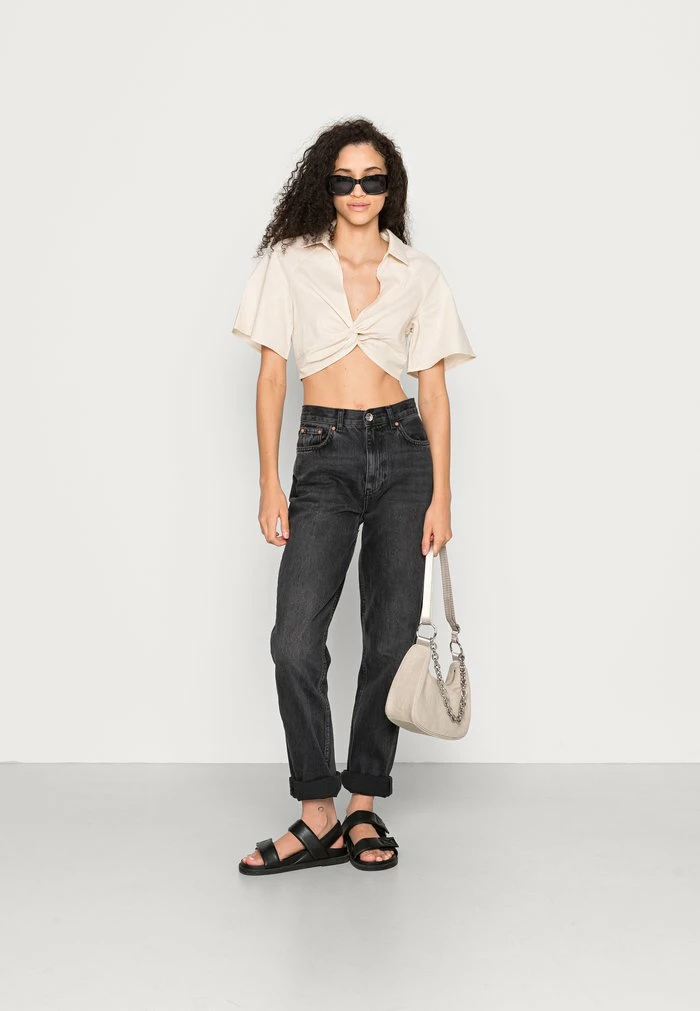 NA-KD Blouse - Cream 2 NA-KD Blouse - Cream – Image 2