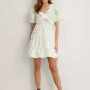NA-KD Robe De Jour - White -NA-KD Soldes Magasin 97f14be9103747c7a1a1eddc8a2bc89b