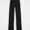 NA-KD X ZALANDO EXCLUSIVE SOFT RIBBED PANTS - Pantalon Classique - Black -NA-KD Soldes Magasin 9acbec48b06d4334aff6017ffaed268e