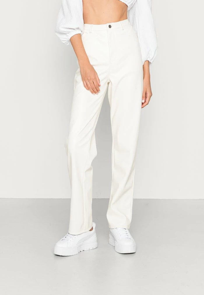 NA-KD HIGHWAIST PANTS - Pantalon Classique - Ecru Sand 1 NA-KD HIGHWAIST PANTS - Pantalon Classique - Ecru Sand