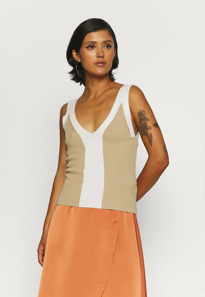 NA-KD V NECK SINGLET - Débardeur - Beige 1 NA-KD V NECK SINGLET - Débardeur - Beige