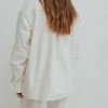 NA-KD OVERSIZE - Chemisier - Antique White -NA-KD Soldes Magasin a1648692a84847259c3aad3ff2e9640b