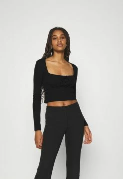 NA-KD PAMELA REIF RUCHED FRONT TIE - T-shirt à Manches Longues - Black