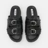 NA-KD DOUBLE BUCKLE - Mules - Black 11 NA-KD DOUBLE BUCKLE - Mules - Black -NA-KD Soldes Magasin aafdd4b6f38f4286980acc850b879a51