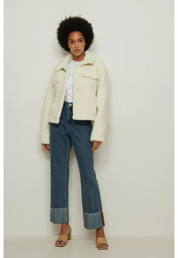 NA-KD Veste Polaire - Offwhite 2 NA-KD Veste Polaire - Offwhite – Image 2