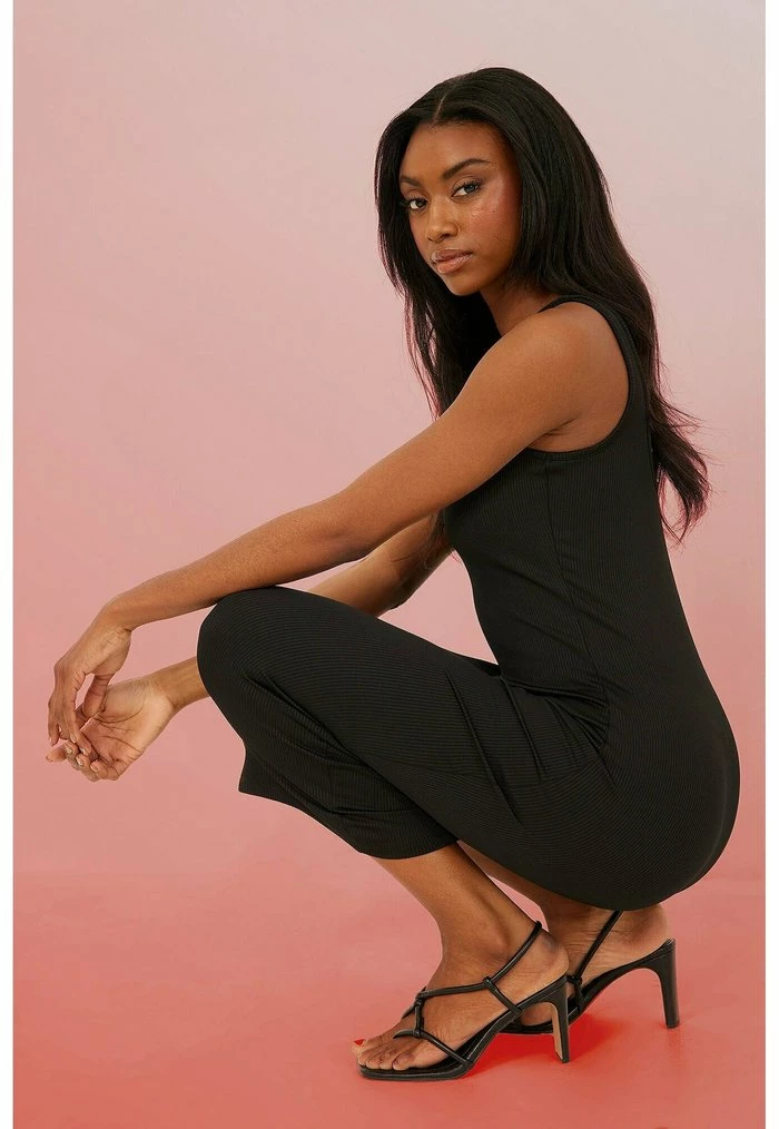 NA-KD Robe Fourreau - Black 4 NA-KD Robe Fourreau - Black – Image 4