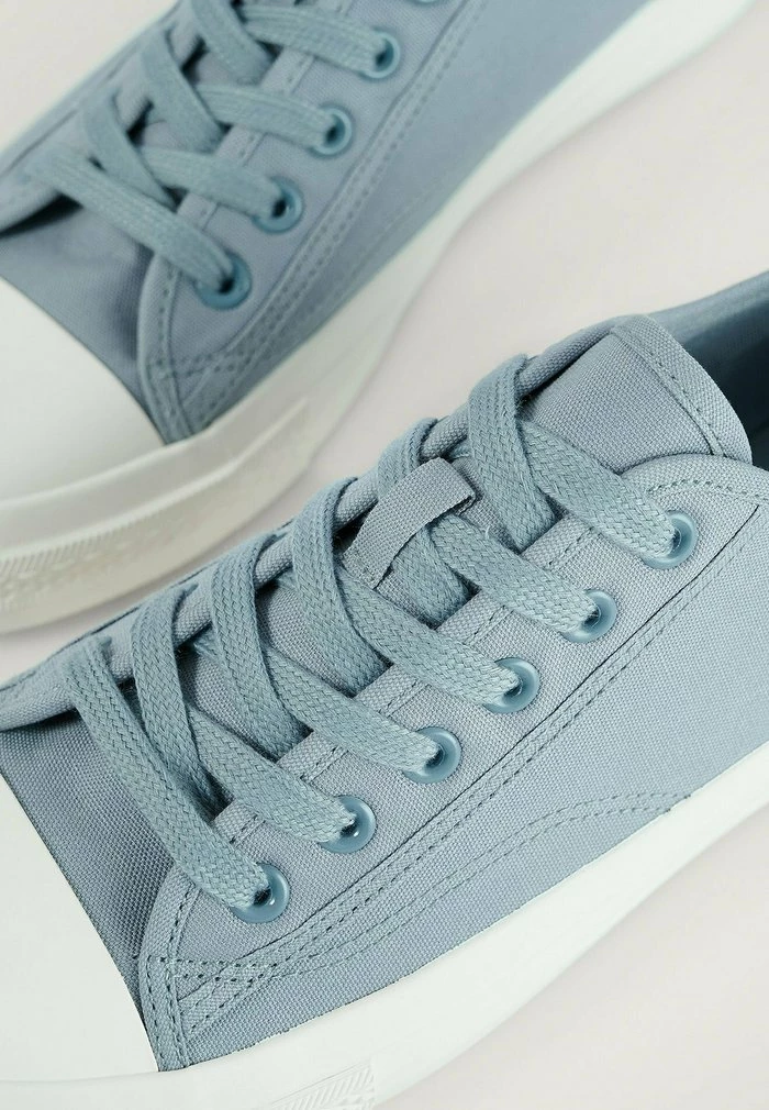 NA-KD Baskets Basses - Grey 3 NA-KD Baskets Basses - Grey – Image 3