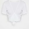 NA-KD DEEP BACK TIE - T-shirt Imprimé - White -NA-KD Soldes Magasin afd840ae20094020b896ca1873938df7