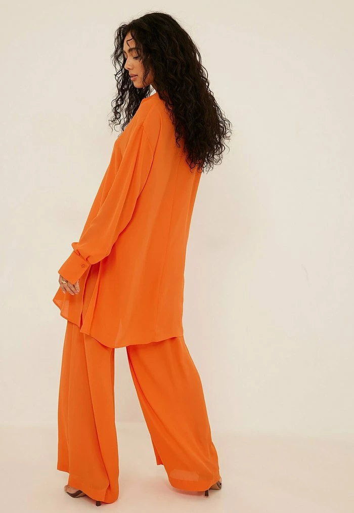 NA-KD Pantalon Classique - Orange 3 NA-KD Pantalon Classique - Orange – Image 3