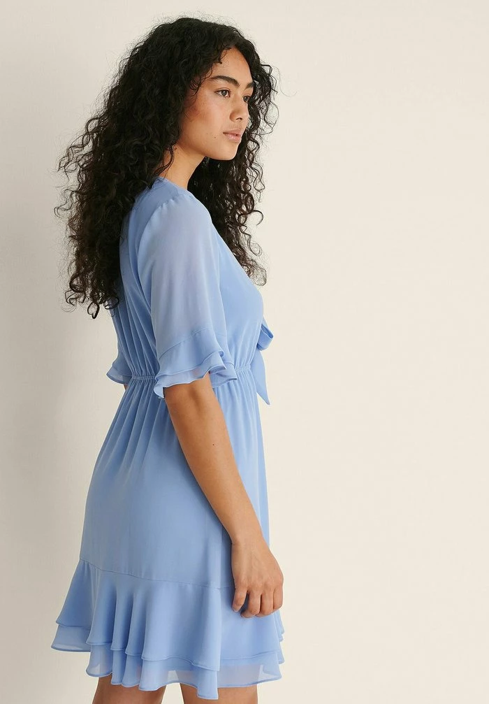 NA-KD DURCHSCHEINENDES - Robe De Jour - Dusty Blue 3 NA-KD DURCHSCHEINENDES - Robe De Jour - Dusty Blue – Image 3