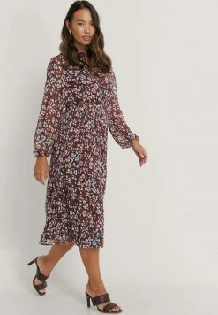 NA-KD Robe De Jour - Dark Flower