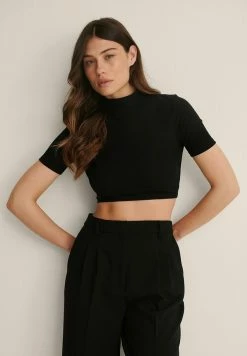 NA-KD MIT HOHEM AUSSCHNITT UND OFFENEM RÜCKEN - T-shirt Imprimé - Black