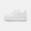 NA-KD PLATFORM BASEBALL TRAINERS - Baskets Basses - White -NA-KD Soldes Magasin bab86c0f343547b58fed6ce6fd20a04e