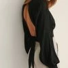 NA-KD OPEN BACK PLEATED BLOUSE - T-shirt à Manches Longues - Black 7 NA-KD OPEN BACK PLEATED BLOUSE - T-shirt à Manches Longues - Black -NA-KD Soldes Magasin bb7d28f123cf4ffc87382f7183c860b6