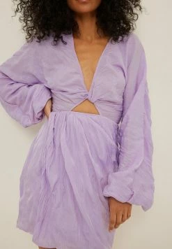 NA-KD MIT TWISTDETAIL - Robe De Jour - Lavender