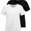 NA-KD CREW TEE 2 PACK - T-shirt Basique - Black/white -NA-KD Soldes Magasin be7aefba0ba24e01b1aaa6e31c698c16