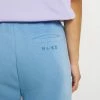 NA-KD LOGO BASIC - Pantalon De Survêtement - Dusty Blue -NA-KD Soldes Magasin bfe08d788d2e4a528196bd3f32527819