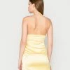 NA-KD GATHERED DETAIL DRESS - Robe De Soirée - Lemon -NA-KD Soldes Magasin c028e0d40f9a4e169b15026c67359998