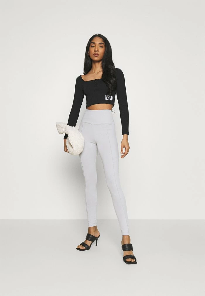 NA-KD TOP ZIA - T-shirt à Manches Longues - Black 2 NA-KD TOP ZIA - T-shirt à Manches Longues - Black – Image 2