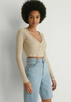 NA-KD MIT KNOPF-DETAIL - T-shirt à Manches Longues - Beige