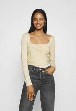 NA-KD HALTERNECK - T-shirt à Manches Longues - Light Beige