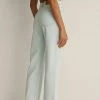 NA-KD MIT GEFALTETER TAILLE - Jean Droit - Bleached Blue -NA-KD Soldes Magasin cc0b43b9d80b45968b96ae030c7af3b7