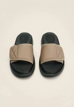 NA-KD KLETTBAND - Chaussons - Beige