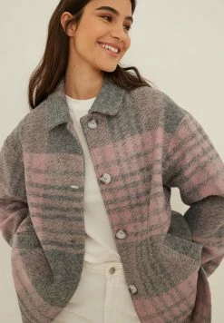 NA-KD Veste Légère - Checked