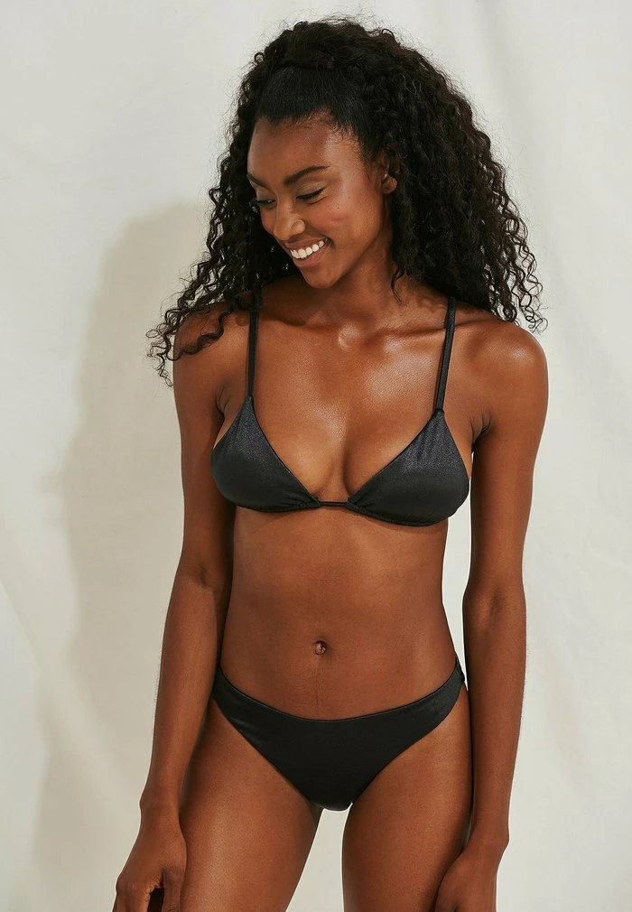 NA-KD Slip - Black 1 NA-KD Slip - Black