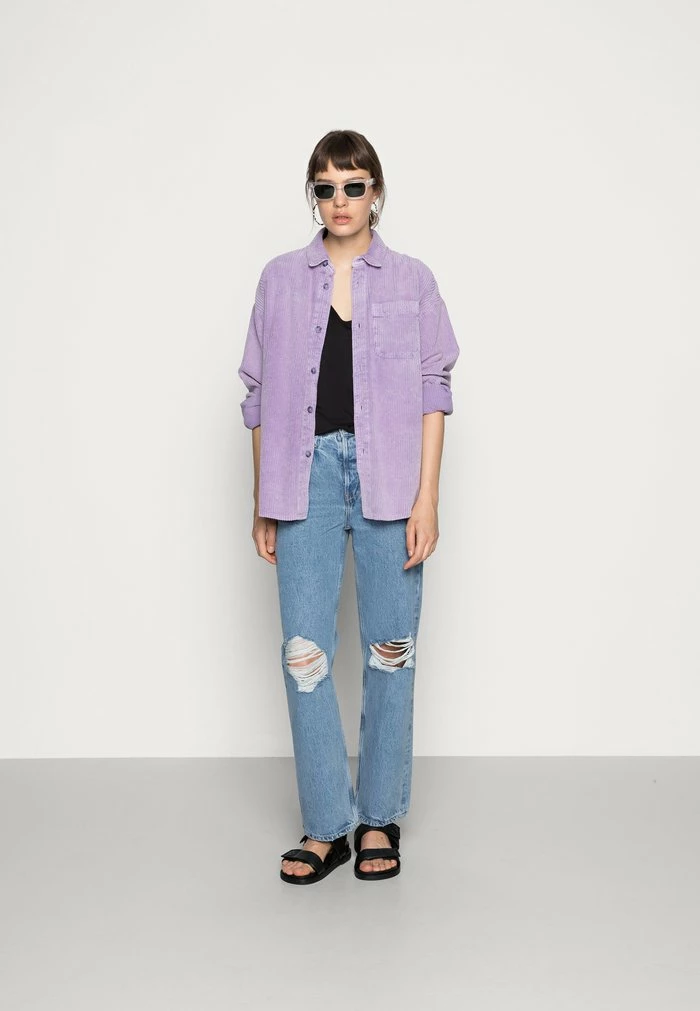 NA-KD 2 PACK V-NECK TEE - T-shirt Basique - Black/white 2 NA-KD 2 PACK V-NECK TEE - T-shirt Basique - Black/white – Image 2